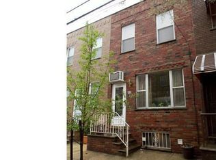 812 McClellan St, Philadelphia, PA 19148