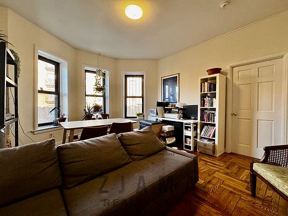 2nd image of 1244 Pacific St APT 3A