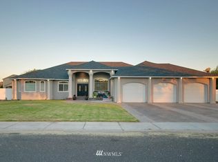 605 Lupine Dr, Moses Lake, WA 98837