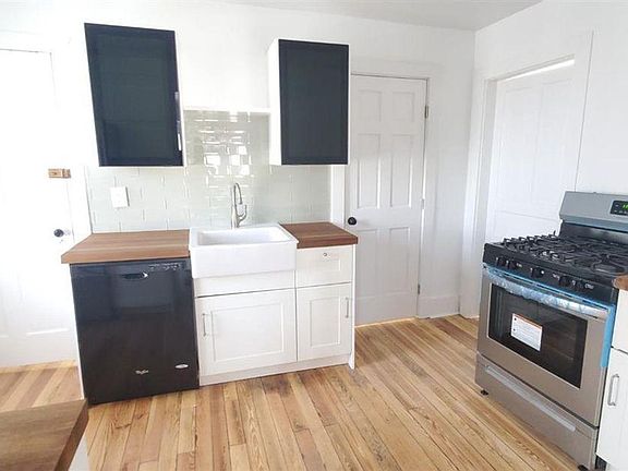 3rd image of 125 Green St #2F