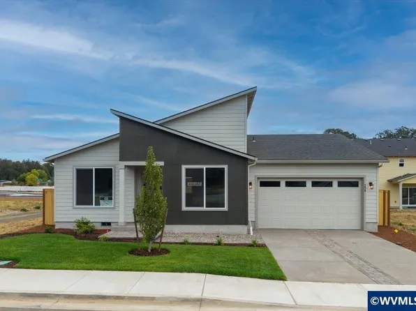 258 NW Royal Ave, Dallas, OR 97338