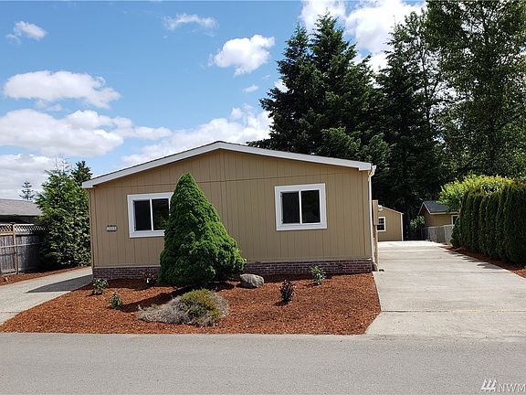 2nd image of 18905 99th Avenue Ct E