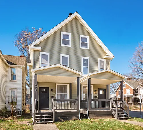 453-455 Oakwood Ave Photo 1