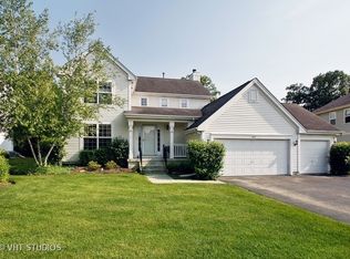 405 Farnsworth Cir, Port Barrington, IL 60010