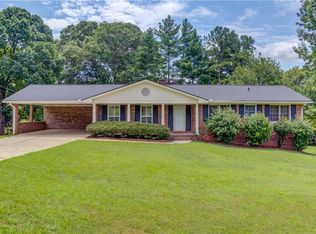 4461 S Roberts Dr, Buford, GA 30518
