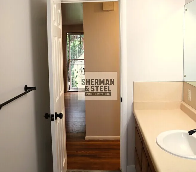 1866 S Davis Blvd — Photo 20