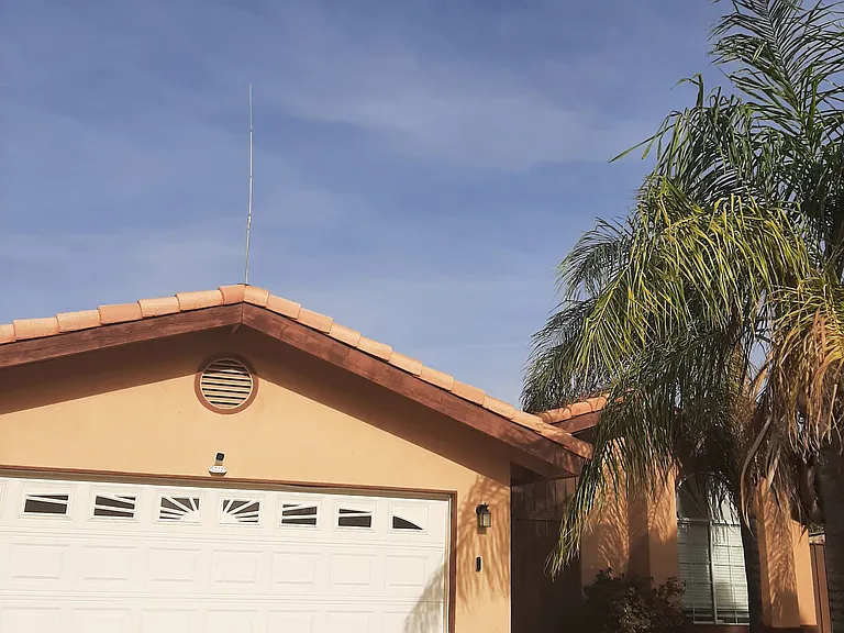 6104 Castleton St — Photo 1