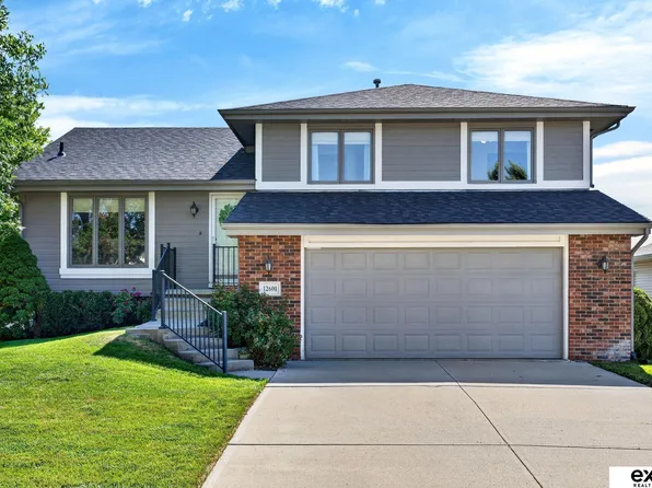 12601 S 218th St, Gretna, NE 68028