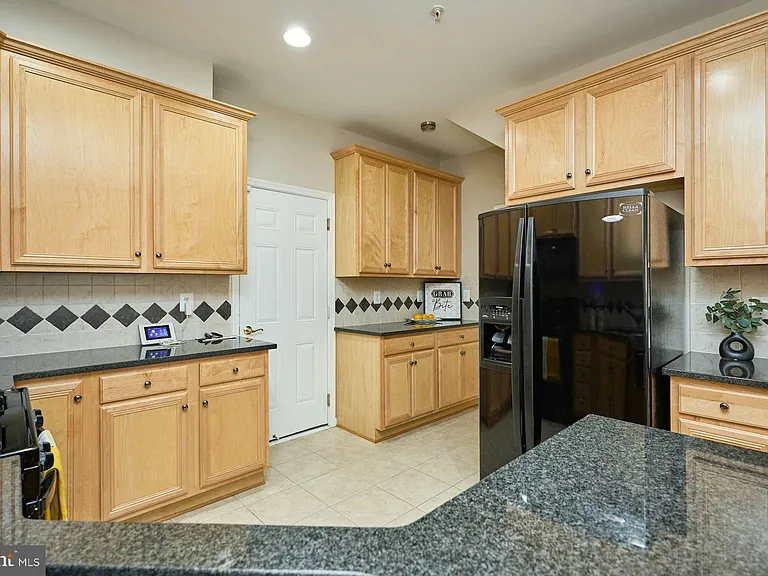 7166 Little Thames Dr — Photo 12