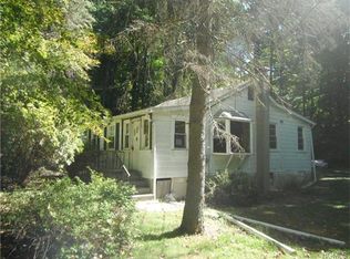 17 Rock Hill Rd, Putnam Valley, NY 10579