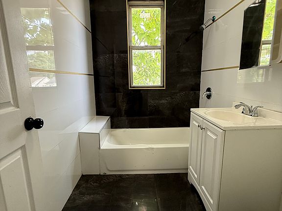 3rd image of 314 21st St Floor 3