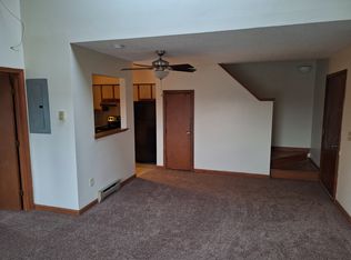 106 Newfield St APT 14, Middletown, CT 06457