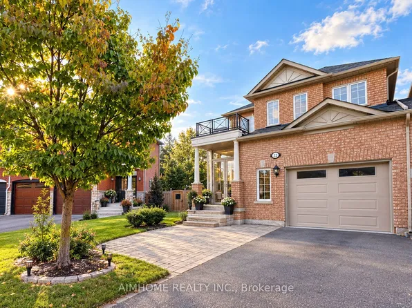 22 Matson Ct, Aurora, ON L4G 7W8