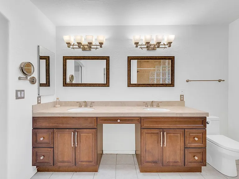 16916 E Alamosa Ave — Photo 10