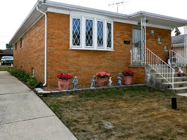 31 Mason St, Calumet City, IL 60409