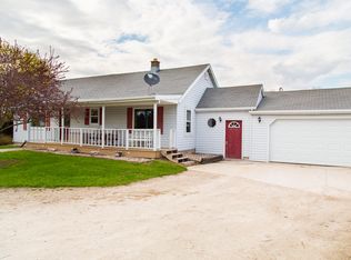 N2276 Hayton Rd, NEW HOLSTEIN, WI 53061