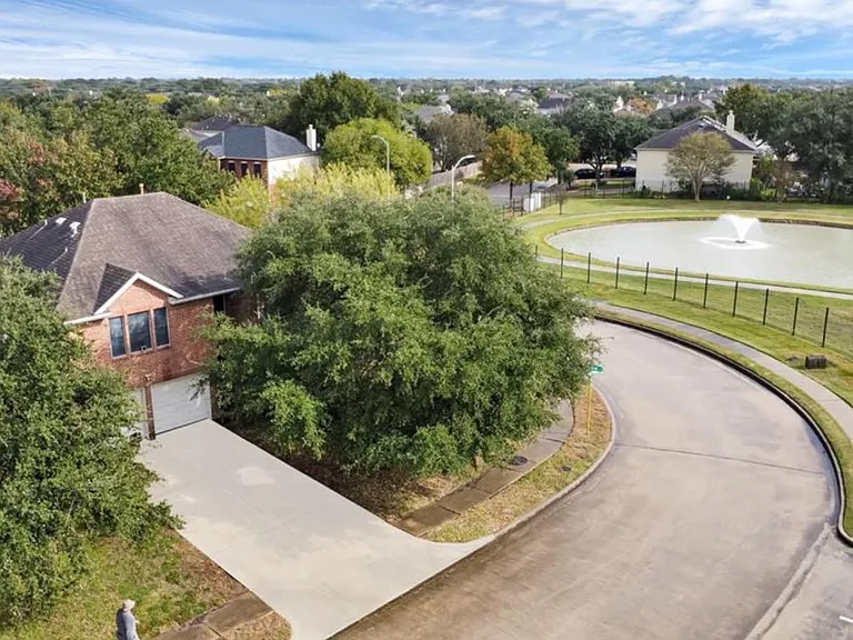 3202 Starbridge Park Ln — Photo 24