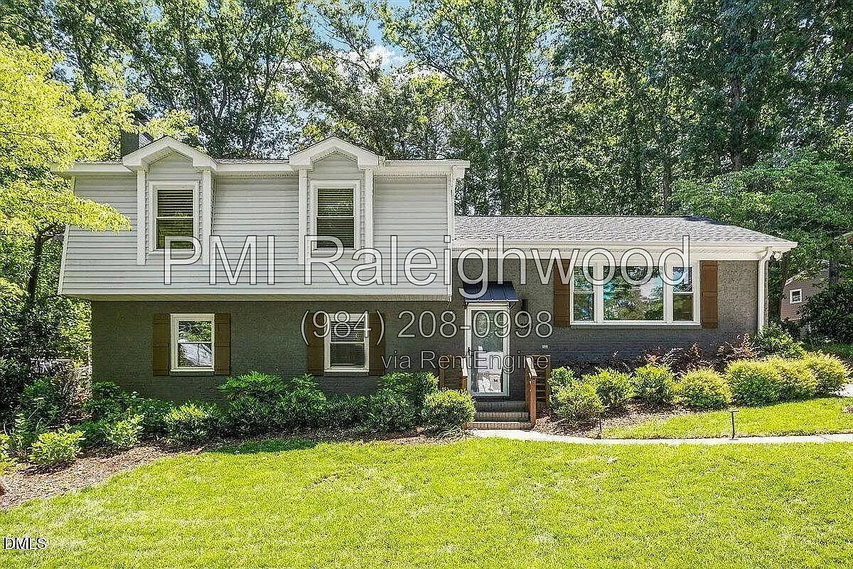 3 bed, 2.5 bath, 2051 sqft, $3,295 — Photo 1