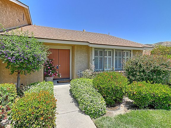 4th image of 31210 Village 31