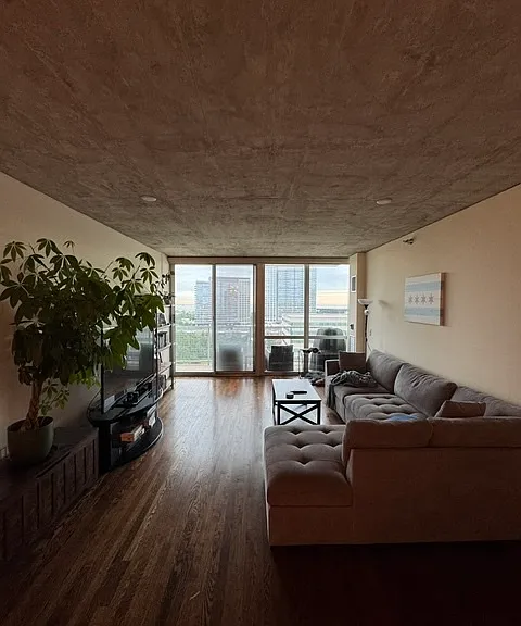 1845 S Michigan Ave #1609 — Photo 10