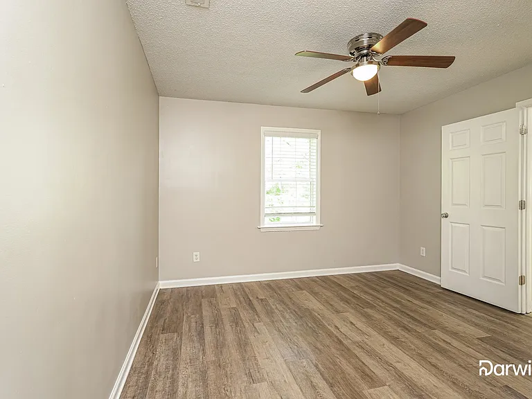 820 Vegas Palm Ave — Photo 13