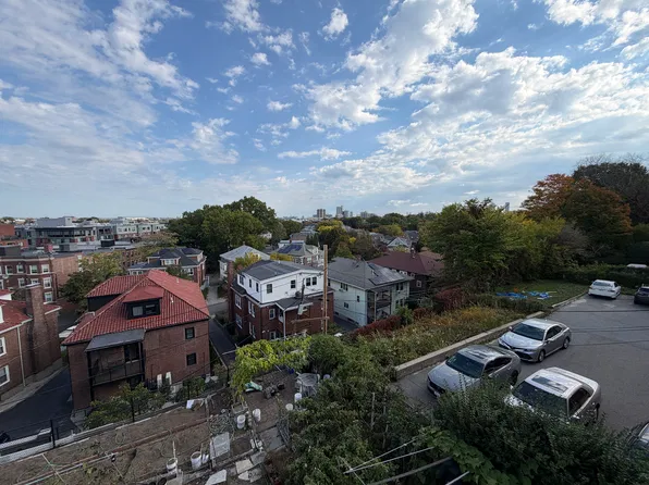 251 Winchester St, Brookline, MA