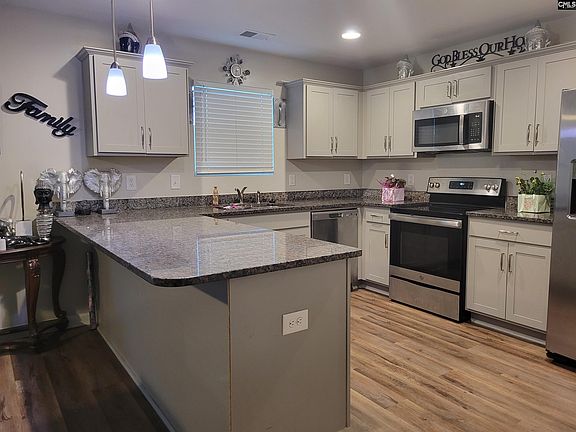4th image of 276 Windfall Rd
