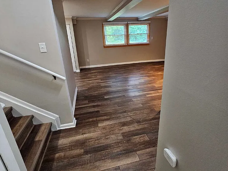 591 E Long Lake Rd — Photo 28