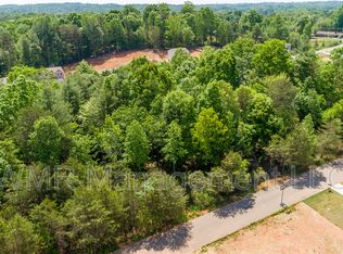 1991 Country Way, Hickory, NC 28601