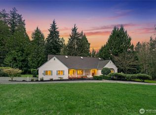 10235 Battle Point Drive NE, Bainbridge Island, WA 98110