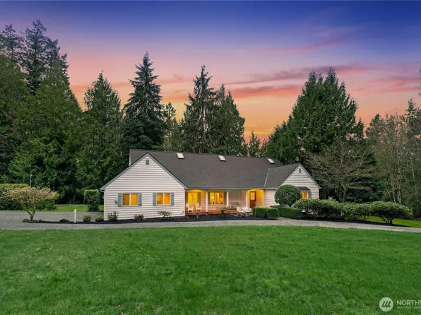 10235 Battle Point Drive NE, Bainbridge Island, WA 98110