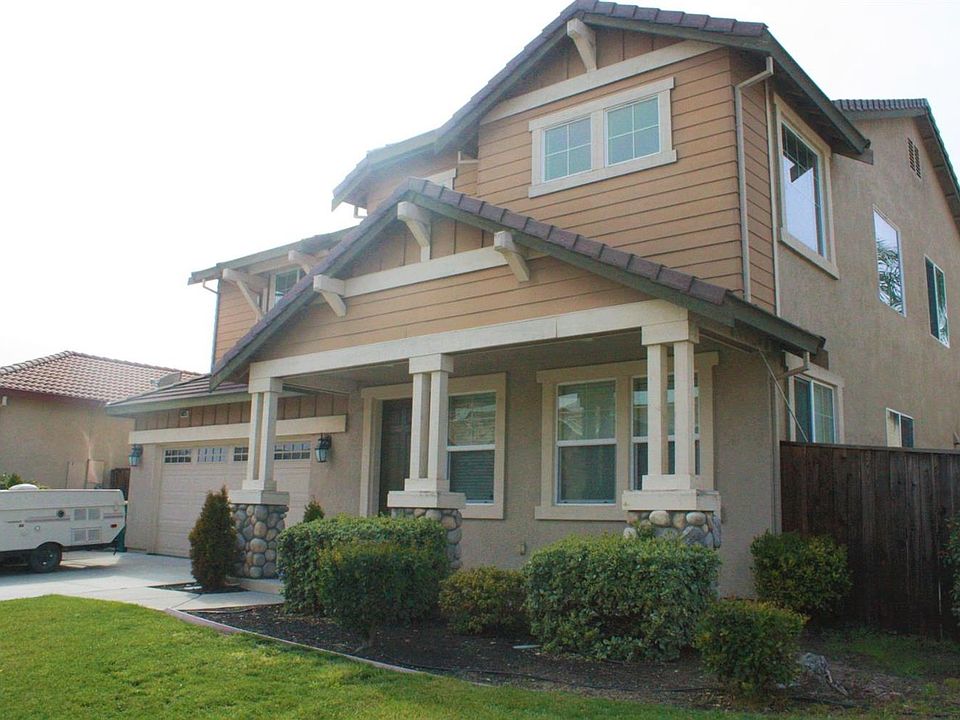 1st image of 10825 Lands End Dr