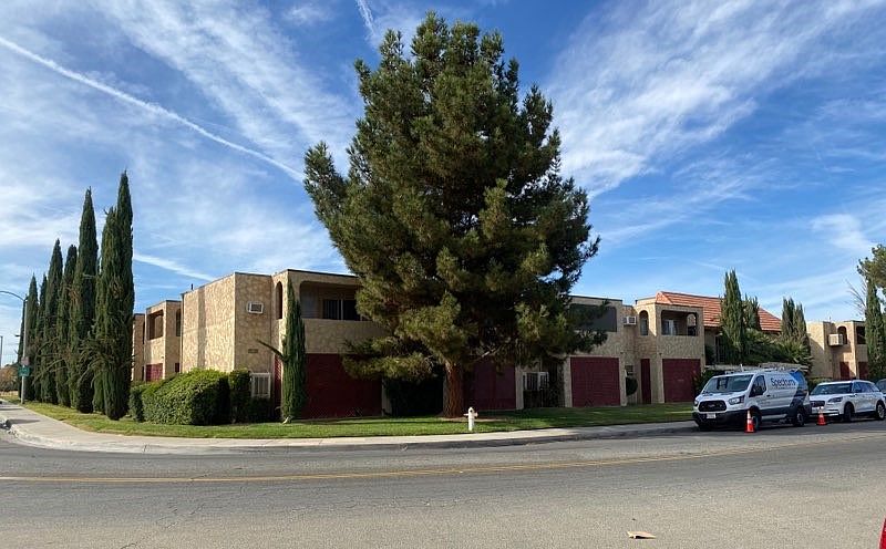1st image of 442212 Kingtree Ave #106
