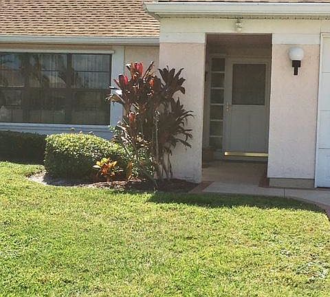 3rd image of 1946 SE Felton Ave