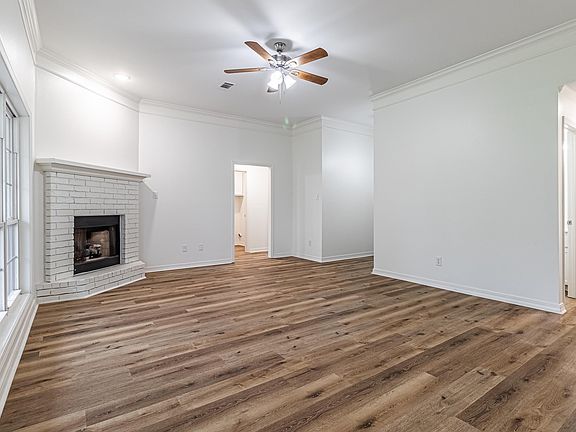 3rd image of 109 Dunleith Dr