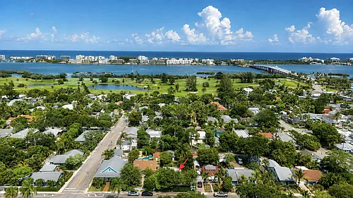 224 N Ocean Breeze Photo 1