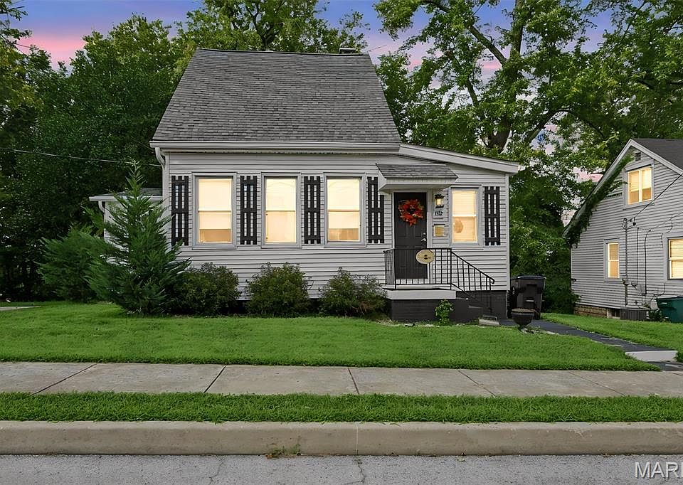1st image of 323 W Cleveland Ave