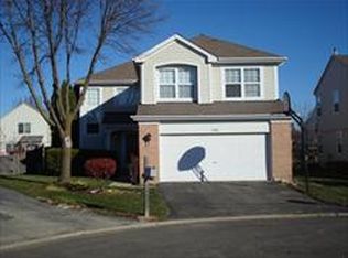2566 N Lancaster Ln, Round Lake Beach, IL 60073