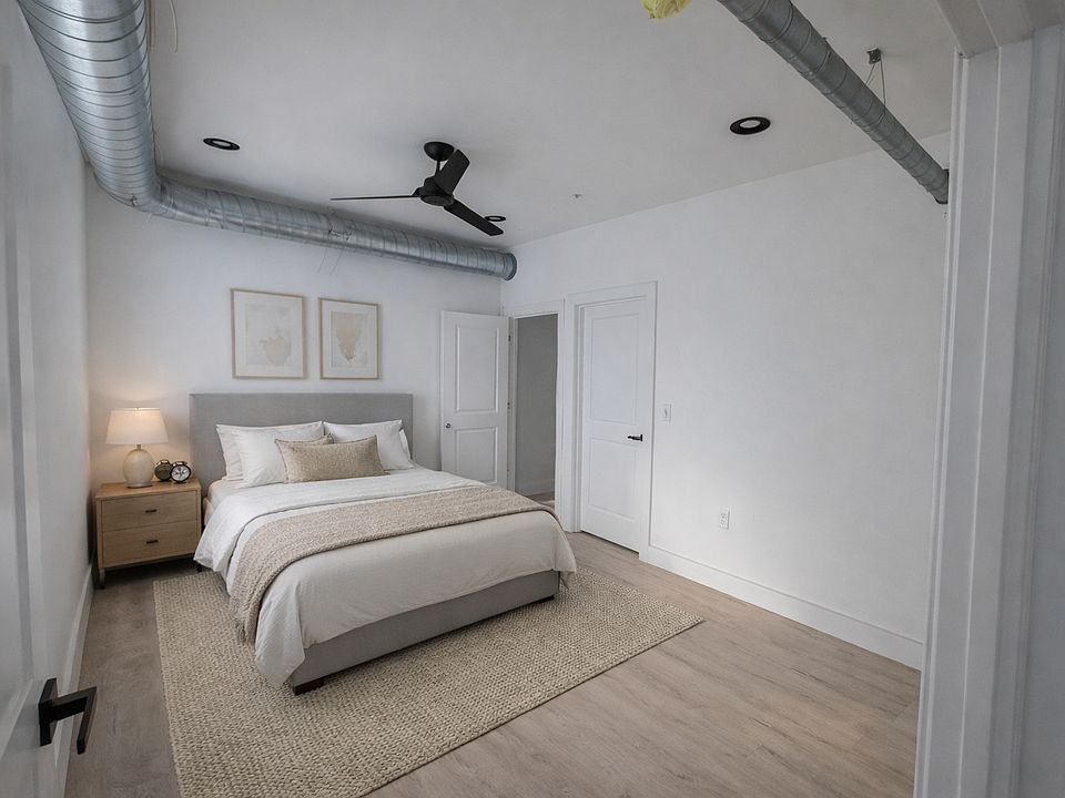 1st image of 3127 Liberty Ave #3-O