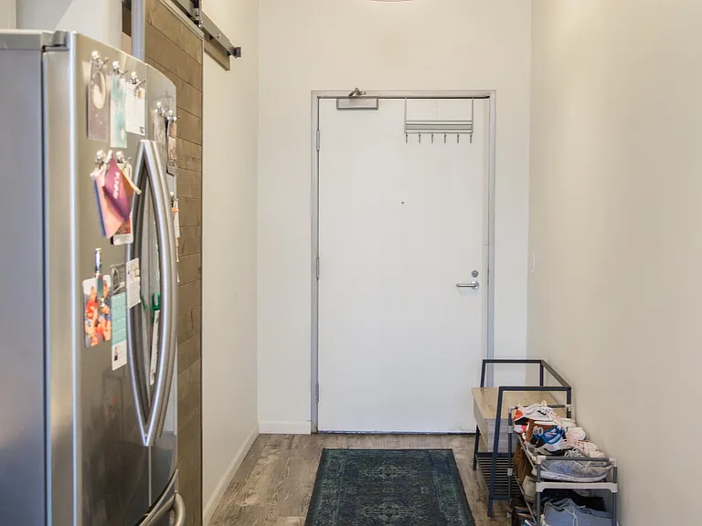 420 S San Pedro St #222 — Photo 5