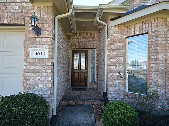2nd image of 3619 Naples Point Ln