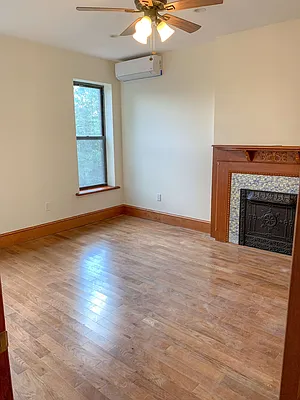 Rented by Compass | media 45