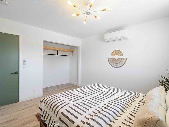 5th image of 62044 Valley View Cir