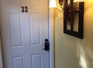 32 Farmgate Rd, South Berwick, ME 03908