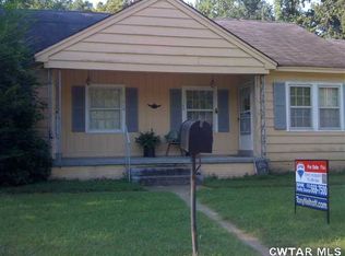 112 Iris Dr, Jackson, TN 38301