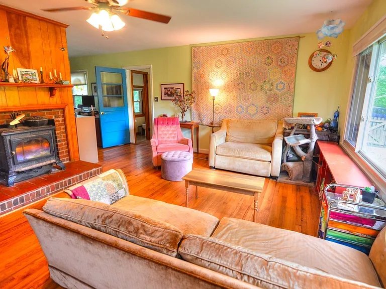 6220 Mount Hermon Church Rd — Photo 2
