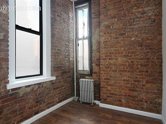 2nd image of 83 Henry St #5A