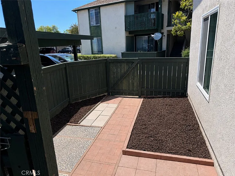 23300 Orange Ave #7 — Photo 9