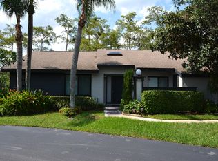 460 Long Bow Ct, Royal Palm Beach, FL 33411