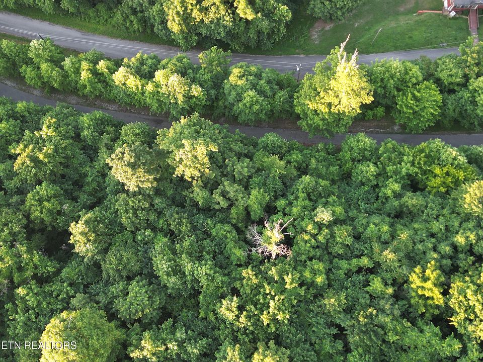1st image of Eagles Cove Pkwy